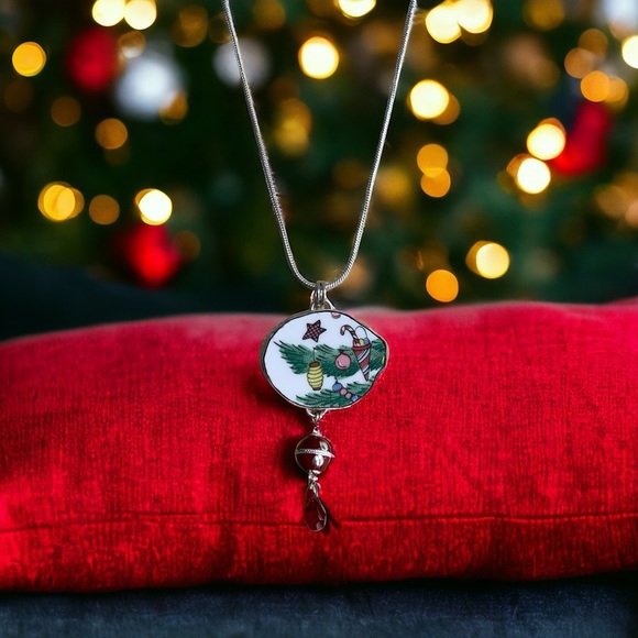 Broken china sterling pendant. One of a kind holiday treat. NWT - Picture 3 of 11